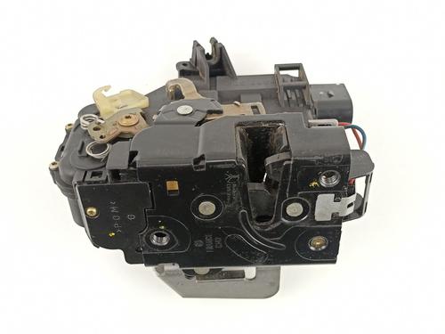 Venstre fortil lås AUDI A4 B6 (8E2) 1.8 T (150 hp) 13256213