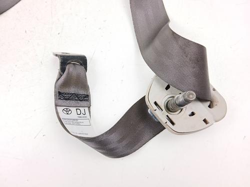 Sikkerhetsbelte bak høyre TOYOTA HILUX VII Pickup (_N1_, _N2_, _N3_) 2.5 D-4D 4WD (KUN25) | BP30913466I28