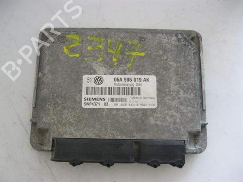 Used Control unit Control unit VW GOLF IV (1J1) 1.6 (100 hp) 20117049 20117049