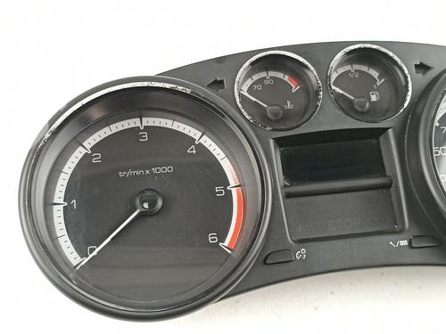 Instrument cluster PEUGEOT 308 I (4A_, 4C_) 1.6 HDi | BP11010220C47 