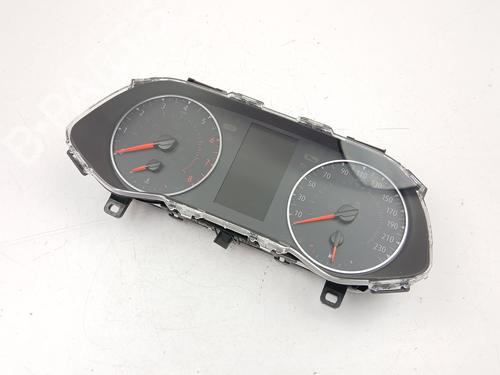 Used Instrument cluster RENAULT CAPTUR II (HF_) TCe 130 (HFMF) (131 hp) 27612170
