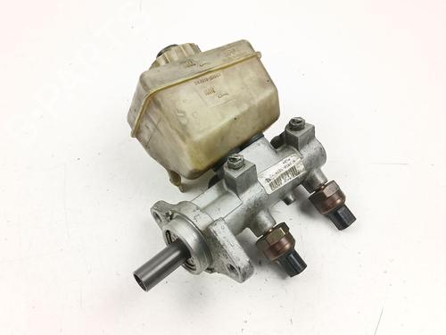 Used Brake master cylinder Brake master cylinder 37441952 37441952