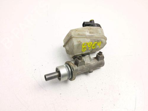 Used Brake master cylinder Brake master cylinder RENAULT MEGANE I Grandtour (KA0/1_) 1.6 16V (KA0B, KA04, KA11) (107 hp) 37441983 37441983