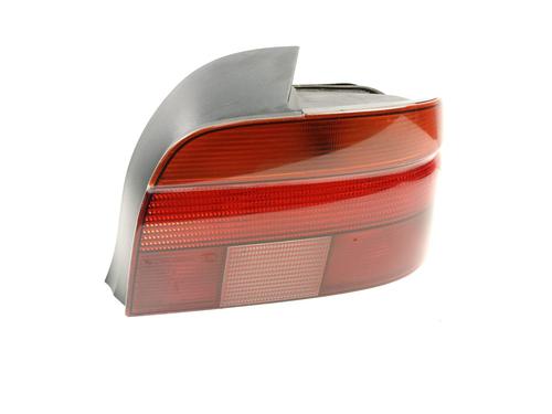right-taillight-bmw-5-e39-1995-1996-1997-1998-1999-2000-2001-2002-2003-24239324 main image