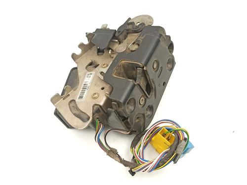 Used Front right lock MERCEDES-BENZ VANEO (414) [2002-2005]  18106306