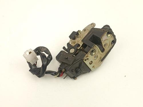 Højre bagtil lås MAZDA 626 V Hatchback (GF) 2.0 (GFER) (115 hp) 24698288