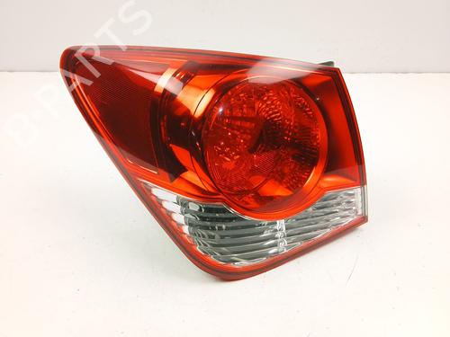 Used Left taillight CHEVROLET CRUZE (J300) 1.6 (109 hp) 31117300