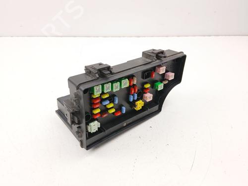 Boîte à Fusibles CHRYSLER SEBRING (JS) 2.0 CRD (140 hp) 33117619