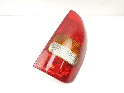 Used Right taillight Right taillight 18106302 18106302