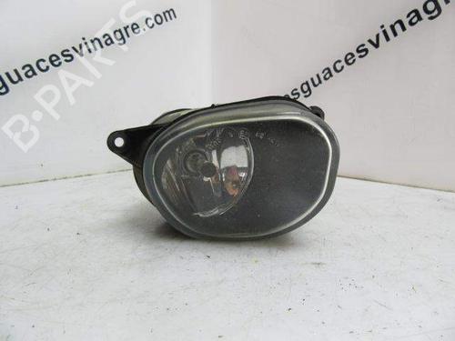 right-front-fog-light-audi-allroad-c5-4bh-25-tdi-quattro-4z7941700a-2000-2001-2002-2003-2004-2005-20119212 main image