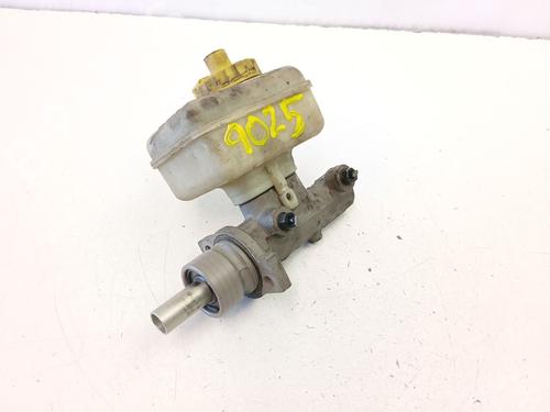 Used Brake master cylinder Brake master cylinder 37442045 37442045