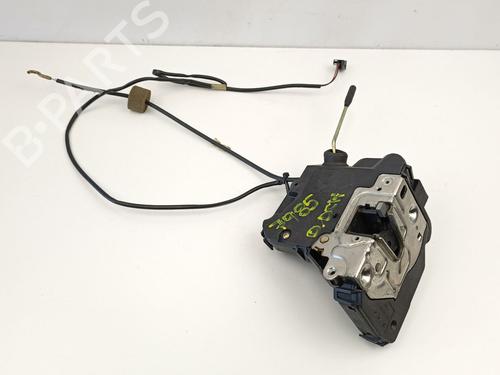 Serrure avant droite MERCEDES-BENZ C-CLASS (W203) C 240 (203.061) (170 hp) 14834962