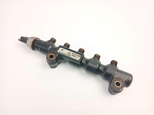 injection-rail-ford-focus-ii-da_-hcp-dp-2004-2005-2006-2007-2008-2009-2010-2011-2012-2013-40299576 main image