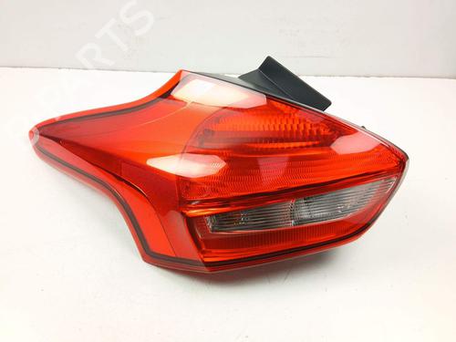 left-taillight-ford-focus-iii-2010-2011-2012-2013-2014-2015-2016-2017-2018-2019-2020-30135259 main image