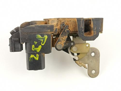 Rear left lock LAND ROVER RANGE ROVER II (P38A) 2.5 D 4x4 | BP13257081C100 
