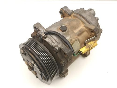 Used AC compressor AC compressor 16702640 16702640