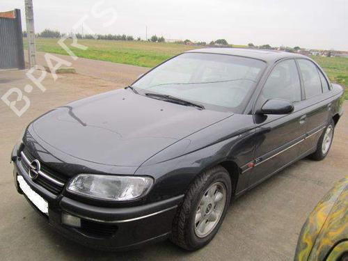 Used Parts OPEL OMEGA B (V94)  2.5 V6 (F69, M69, P69)  1057136
