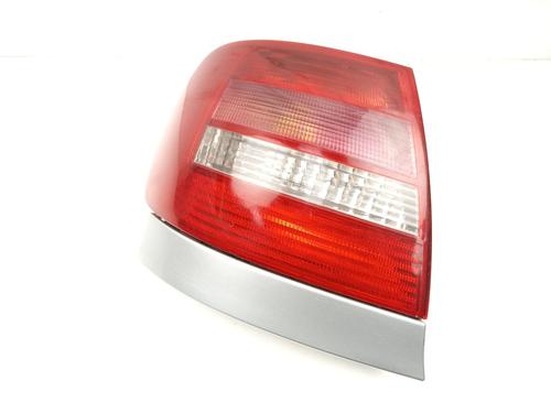 Left taillight AUDI A4 B5 (8D2) 1.9 TDI | BP24698449C34 