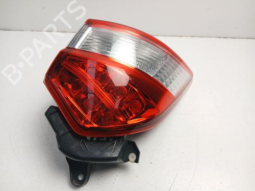 Used Right taillight Right taillight TOYOTA YARIS (_P13_) 1.5 Hybrid (NHP130_, NHP130) (101 hp) 33295359 33295359