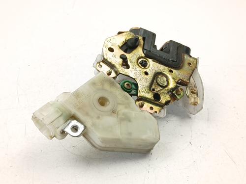 Rear left lock NISSAN X-TRAIL I (T30) 2.2 Di 4x4 | BP28005083C100 