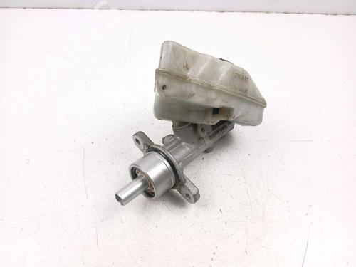 brake-master-cylinder-opel-corsa-c-x01-2000-2001-2002-2003-2004-2005-2006-2007-2008-2009-37441936 main image
