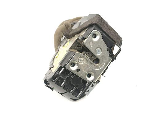 front-right-lock-nissan-navara-np300-pickup-d23-d23t-2014-24698392 main image