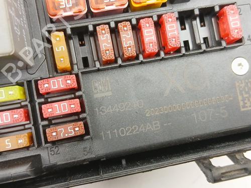 Fuse box OPEL ASTRA J (P10) 1.6 CDTi (68) | BP29505772E1 