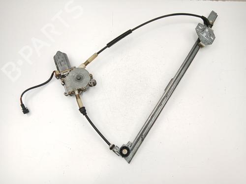 Lève-vitre avant droit VW TRANSPORTER T4 Bus (70B, 70C, 7DB, 7DK, 70J, 70K, 7DC, 7DJ) 2.5 (110 hp) 27483726