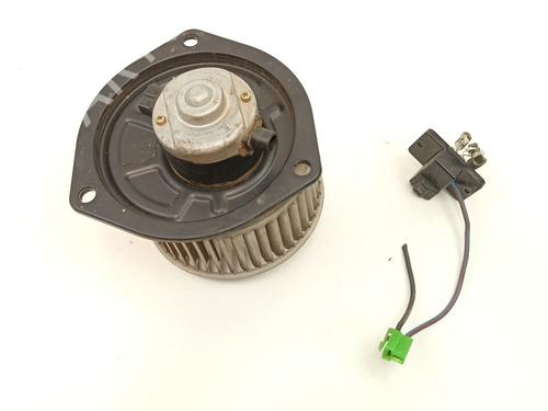 Used Heater blower motor MITSUBISHI PAJERO I (L04_G, L14_G) 2.5 TD (L044G, L049G) (95 hp) 18882241