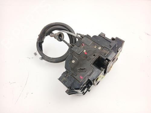 Serratura anteriore destra Serratura anteriore destra HYUNDAI SANTA FÉ II (CM) 2.2 CRDi 4x4 (155 hp) 37233832 37233832