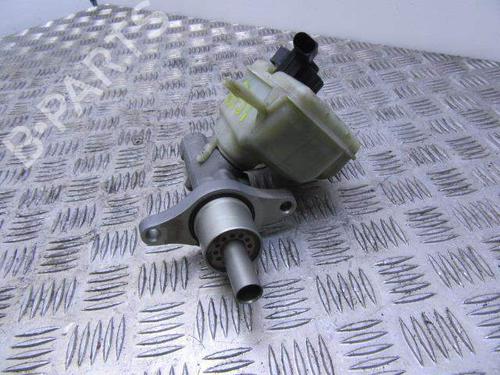Used Brake master cylinder Brake master cylinder 37441331 37441331
