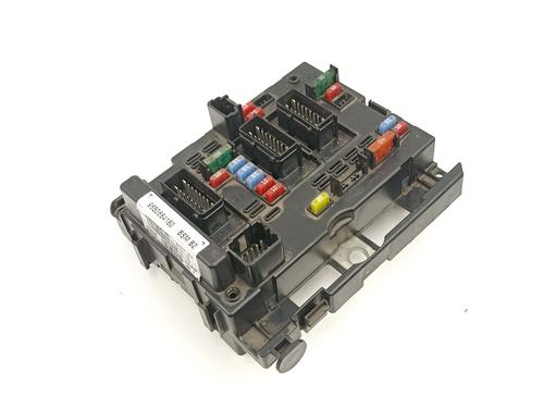 Used Fuse box PEUGEOT 307 (3A/C) 2.0 HDi 90 (90 hp) 23199708