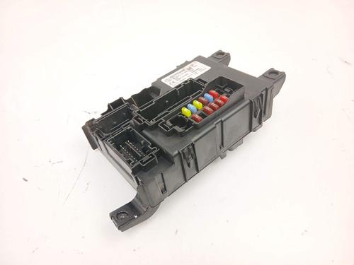 Used Fuse box Fuse box 37266017 37266017
