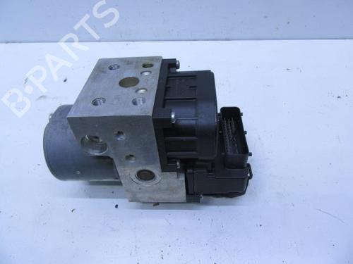 Used ABS pump KIA SORENTO I (JC) 2.5 CRDi 4WD (140 hp) 20120239