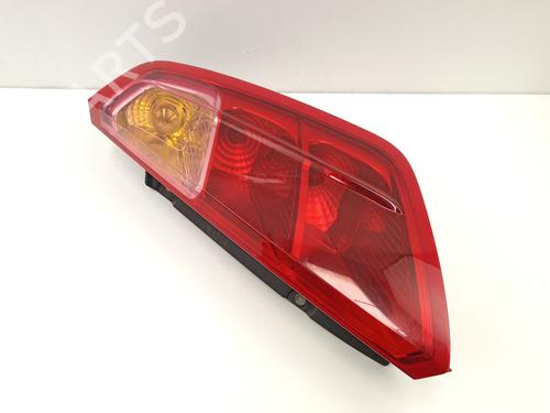 Right taillight FIAT GRANDE PUNTO (199_) 1.4 (199AXB11, 199AXB1A, 199BXB1A, 199AXL1A) (77 hp) 17493459