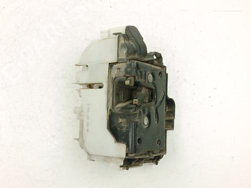 Front right lock VW POLO (6N2) 1.4 TDI | BP27981145C97 