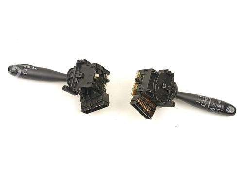 Used Steering column stalk Steering column stalk 17493382 17493382
