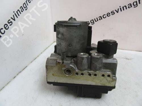 Used ABS pump MERCEDES-BENZ E-CLASS (W210) E 300 D (210.020) (136 hp) 20118346