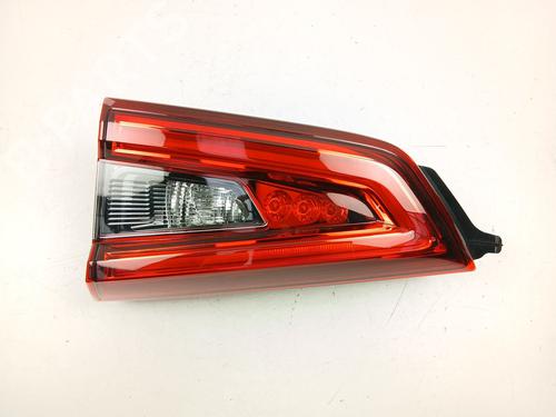 Right tailgate light NISSAN QASHQAI II (J11, J11_) 1.2 DIG-T | BP30028116C80