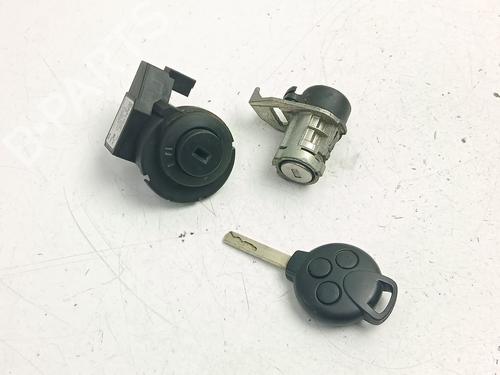 Used Ignition barrel Ignition barrel SMART FORTWO Coupe (451) 1.0 Turbo (451.332) (84 hp) 34706969 34706969