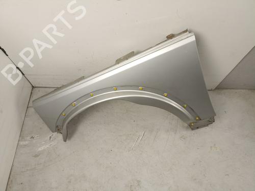 Left front fenders LAND ROVER DISCOVERY III (L319) 2.7 TD 4x4 | BP24439925C41