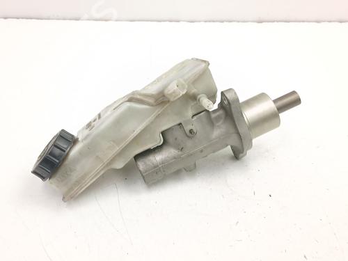 Used Brake master cylinder Brake master cylinder 37441980 37441980