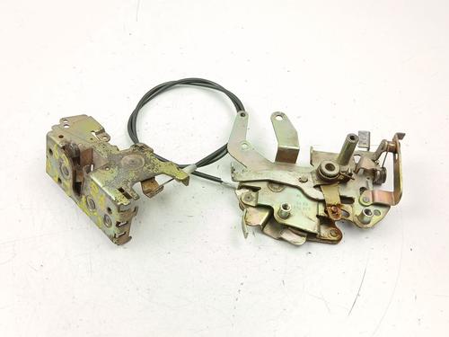 Højre bagtil lås MERCEDES-BENZ VITO Van (W638) [1997-2003]  32316577