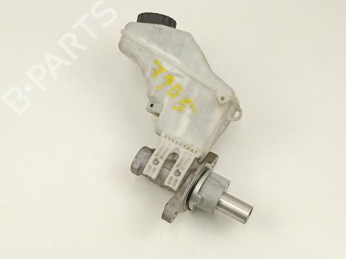 Used Brake master cylinder Brake master cylinder 37441531 37441531