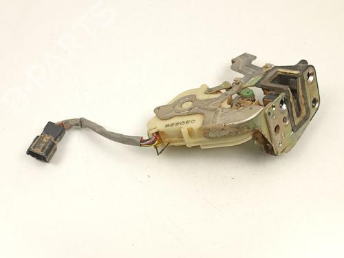 Used Front right lock KIA SORENTO I (JC) 2.5 CRDi 4WD (140 hp) 22737495