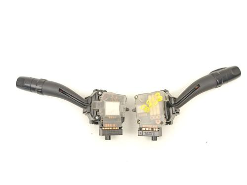 Steering column stalk HYUNDAI SANTA FÉ II (CM) 2.2 CRDi 4x4 | BP24113032I23