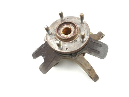 Fusee links voor KIA CARENS IV 1.7 CRDi (116 hp) 25276607