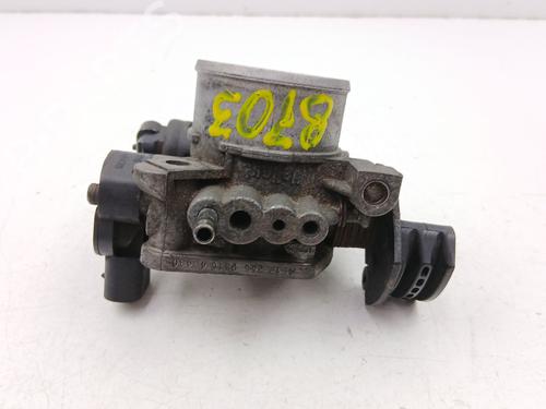 Throttle body CHRYSLER VOYAGER / GRAND VOYAGER III (GS_, NS_) 3.3 i | BP27338355M82