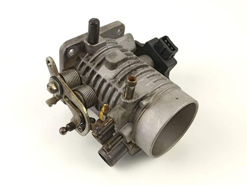 Used Throttle body Throttle body 12131796 12131796