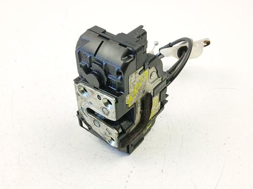 Used Front right lock NISSAN QASHQAI I (J10, NJ10) 2.0 dCi All-wheel Drive (150 hp) 29587516